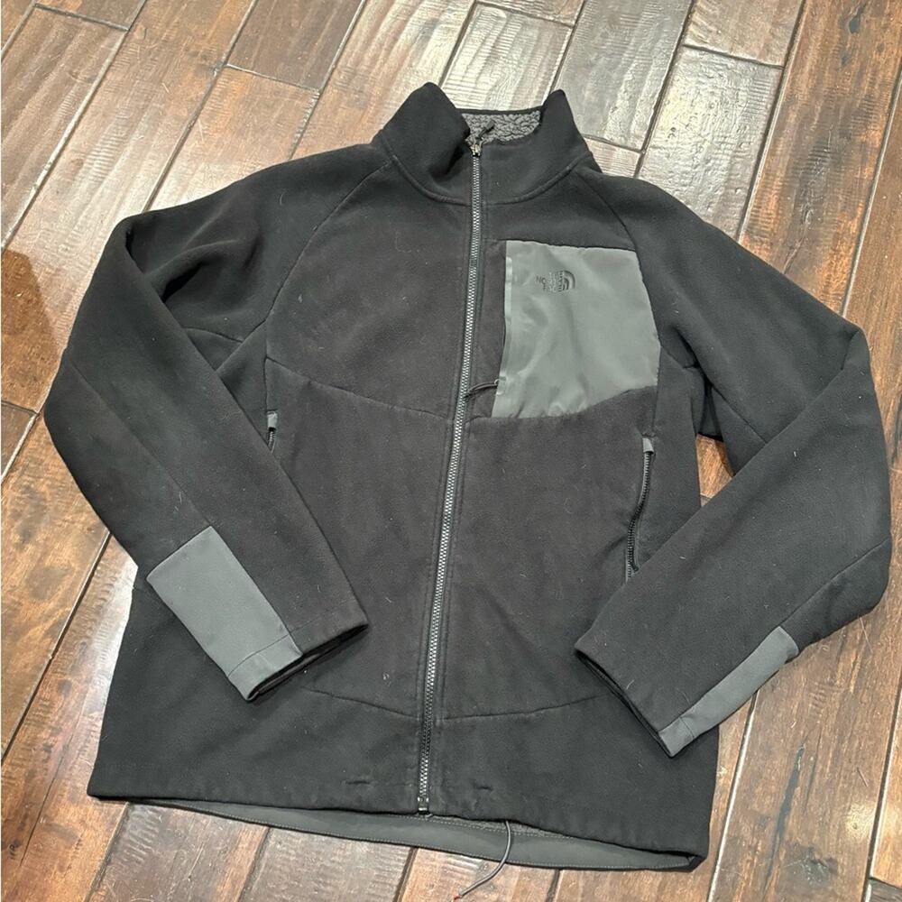 The North Face Black and Gray Men's Performance Jacket | M